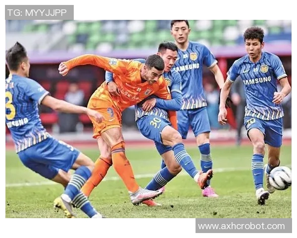 重庆足球队的奋斗历程与杯赛荣耀背后的故事揭秘